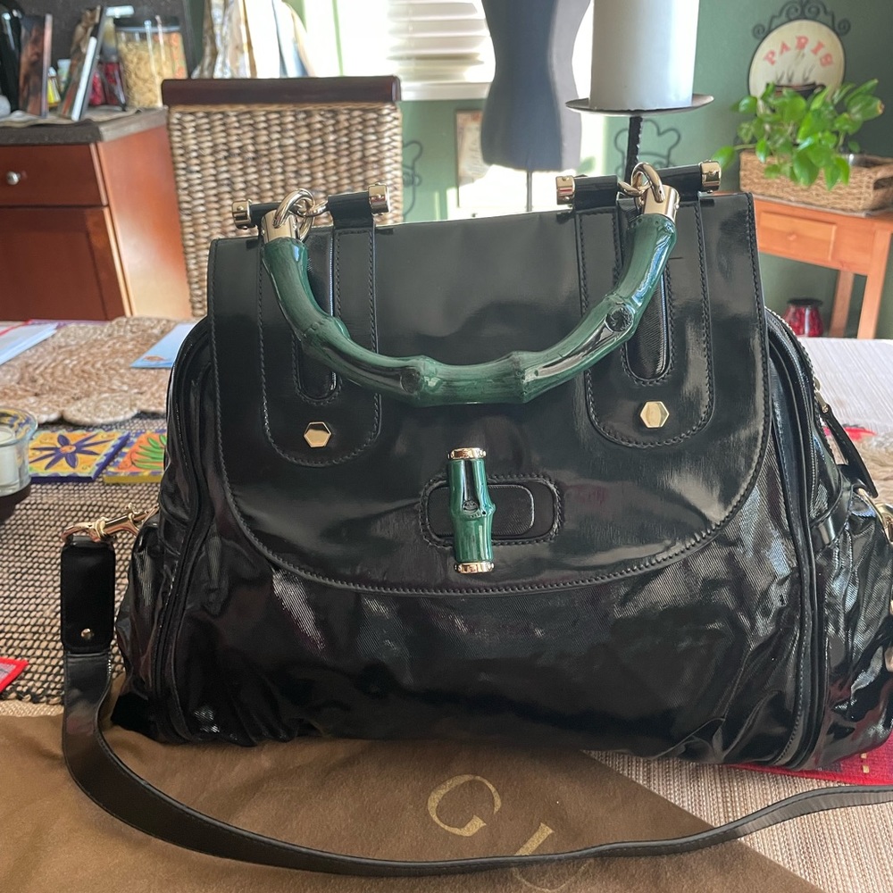 Brand New (Authentic) Gucci Med/Large